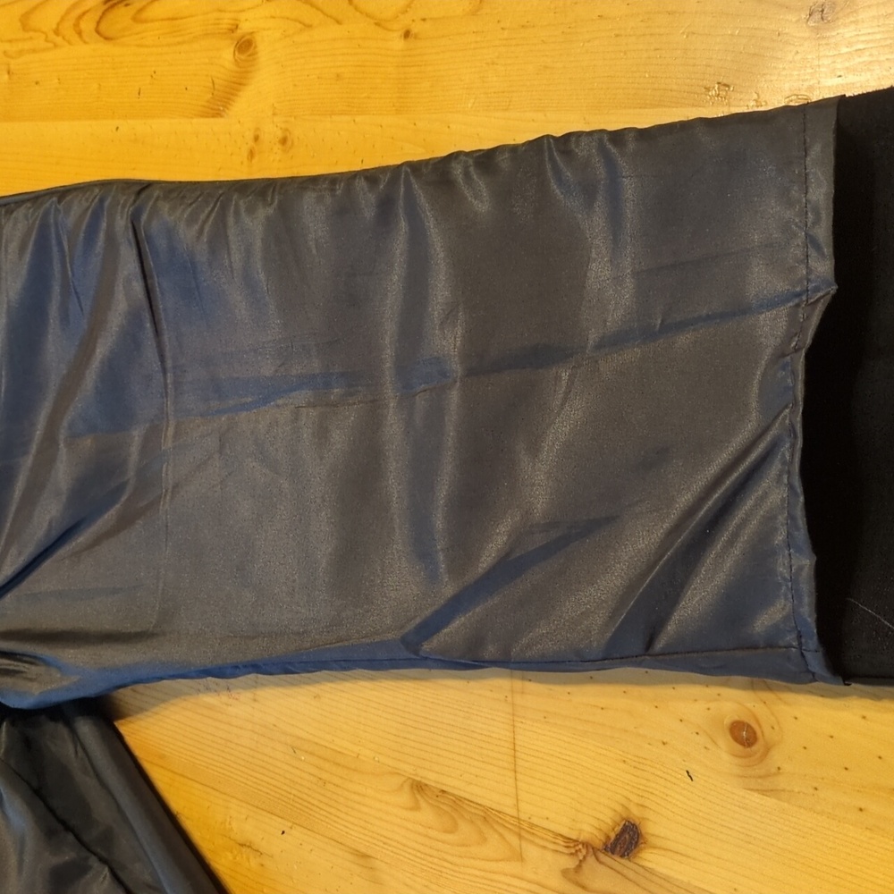 Vintage Chic: LA ROXX 1990's Black Leather Pants with Barrel/Balloon Legs - Picture 12 of 14